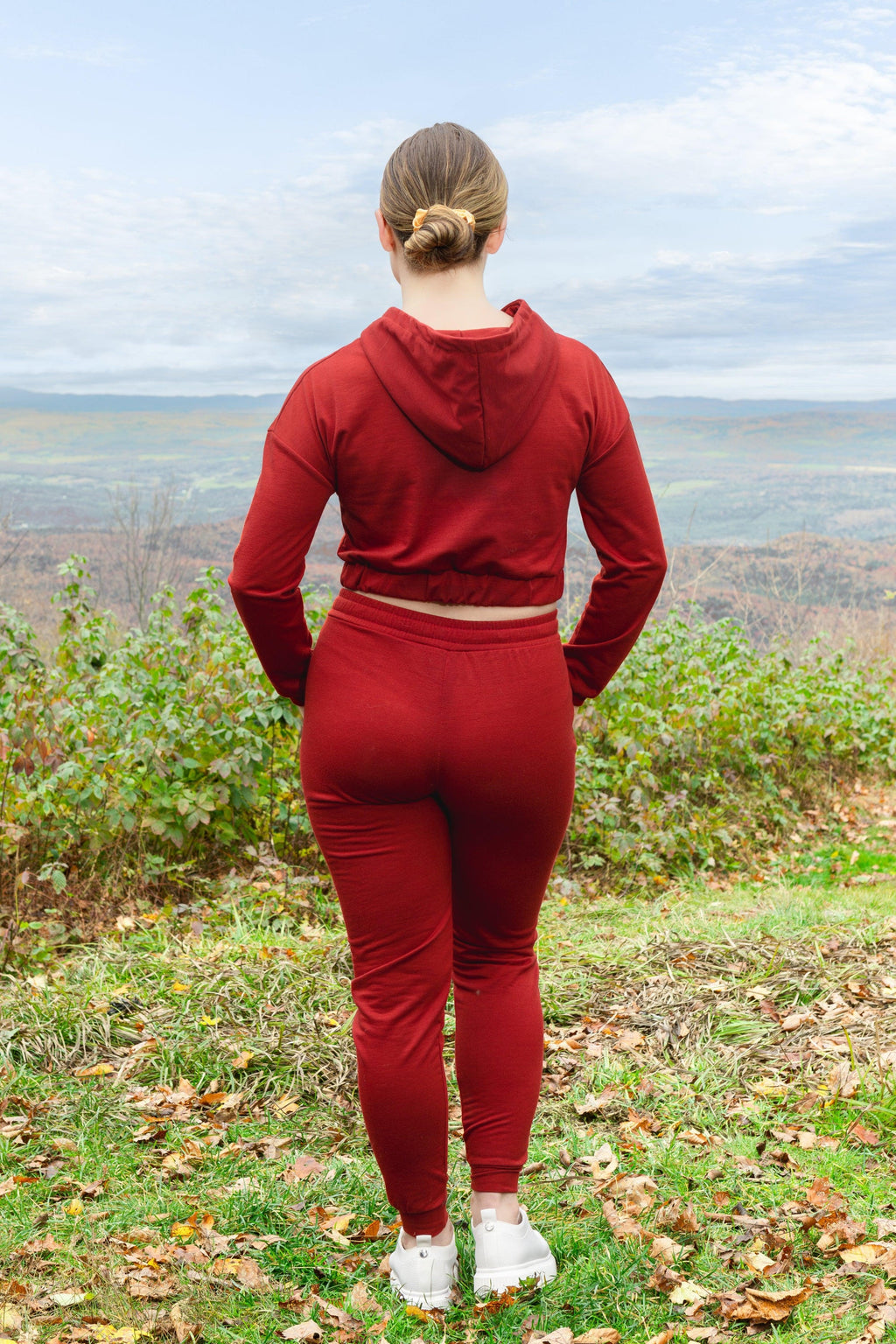 Ensemble Femme 3 Pièces – Cami Court, Veste Zippée & Jogging en French Terry