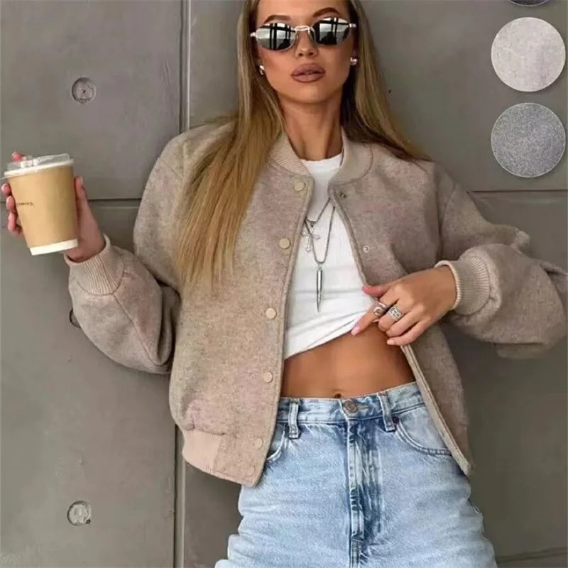 Veste Bomber Femme 2025 – Coupe Courte Tendance, Coloris Beige ou Noir