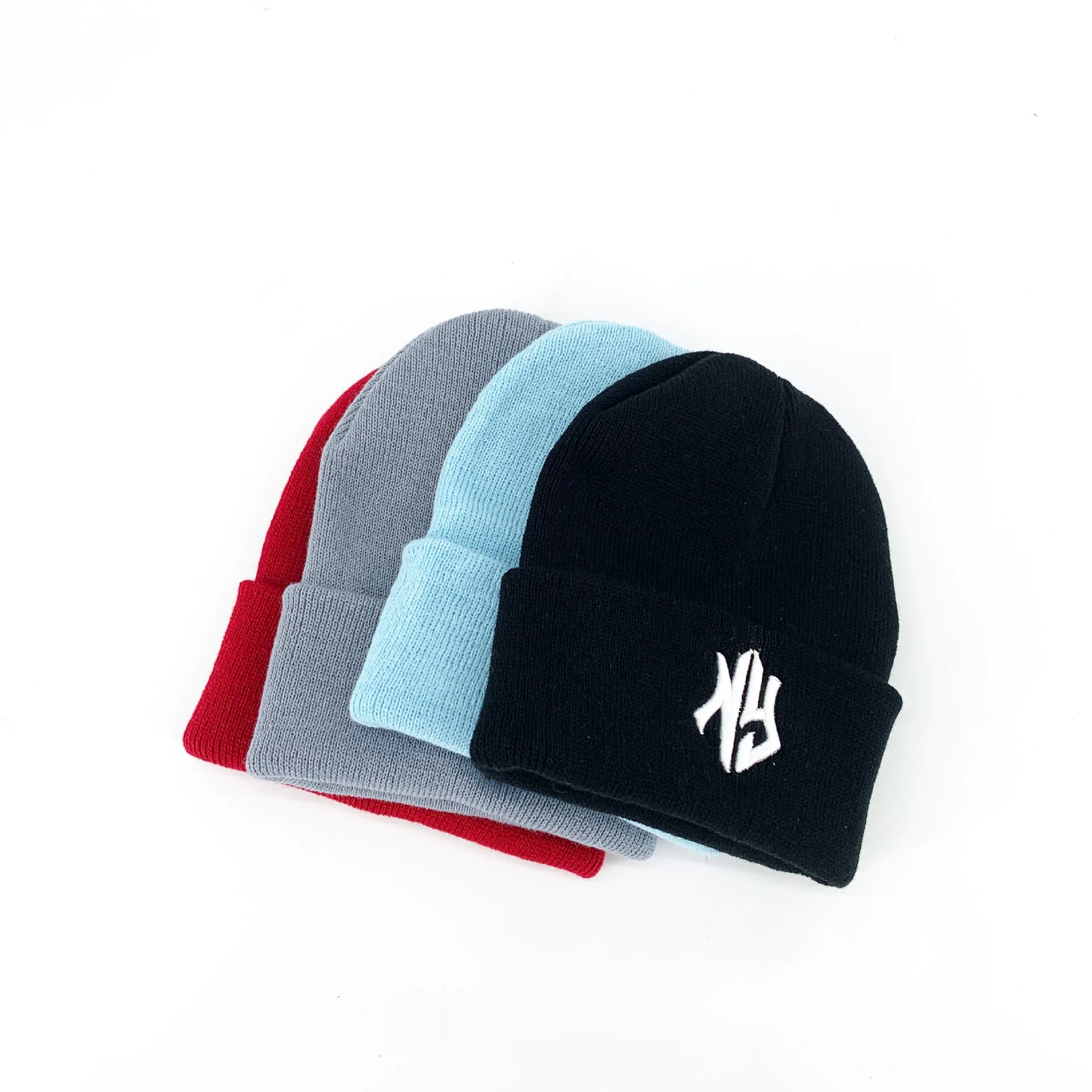 •	Bonnet Tricoté Unisexe – Chaud & Confortable pour l’Hiver
	•	Bonnet d’Hiver à Revers – Style Urbain Ski & Ville
	•	Bonnet Chaud Unisexe – Mode Streetwear & Sport d’Hiver