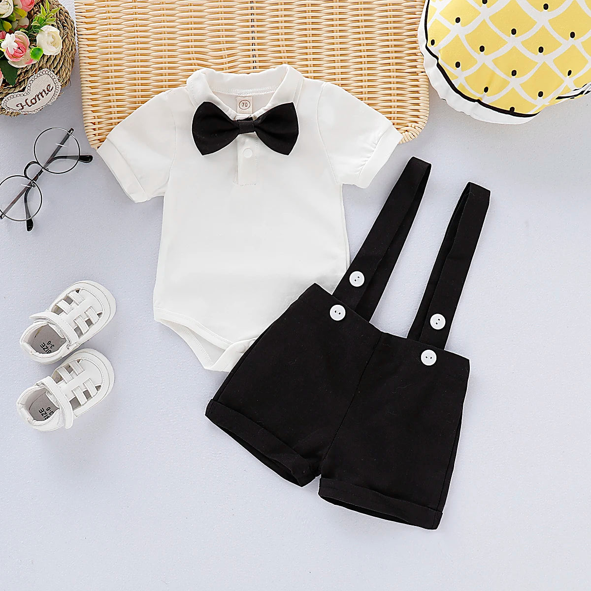 Tenue élégante bébé garçon – Body coton + bretelles & nœud papillon – 0 à 24 mois