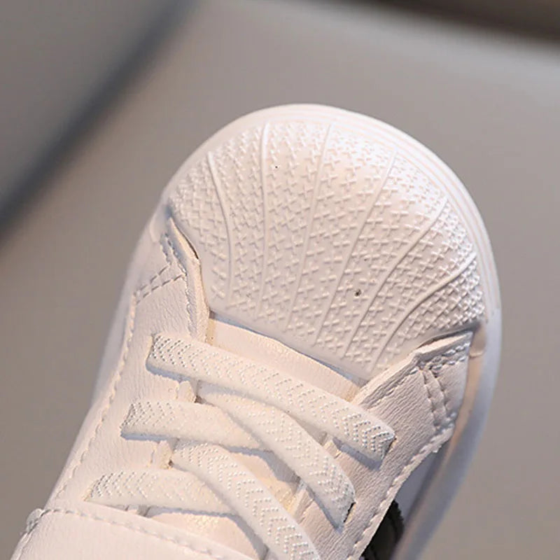 Chaussures Bébé Antidérapantes – Sneakers Confort pour Garçon & Fille (1-3 ans)