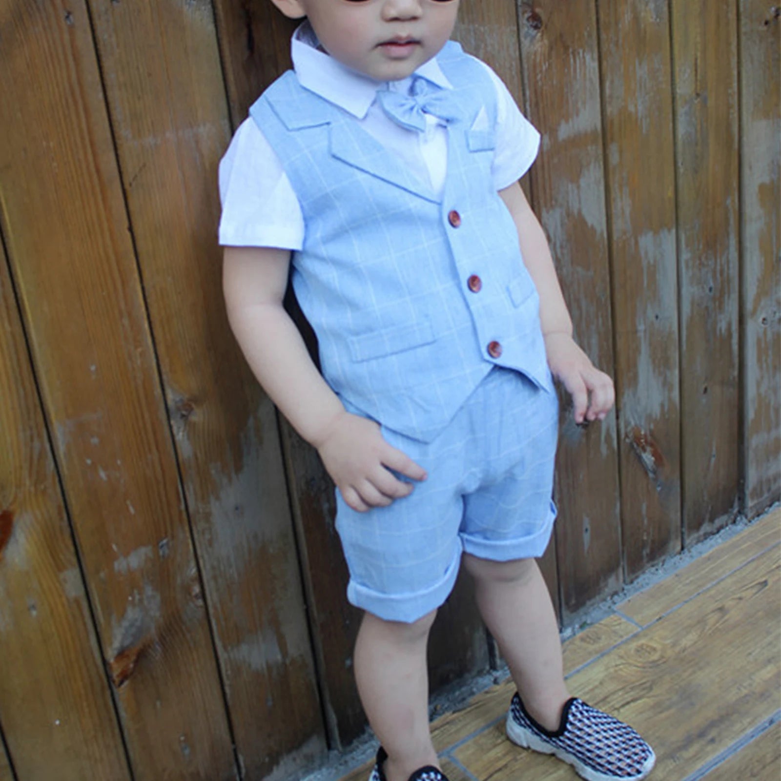 Costume Garçon Élégant – Ensemble 4 pièces (Chemise, Gilet, Short & Noeud Papillon) | Tenue Cérémonie & Mariage (7-13 ans)