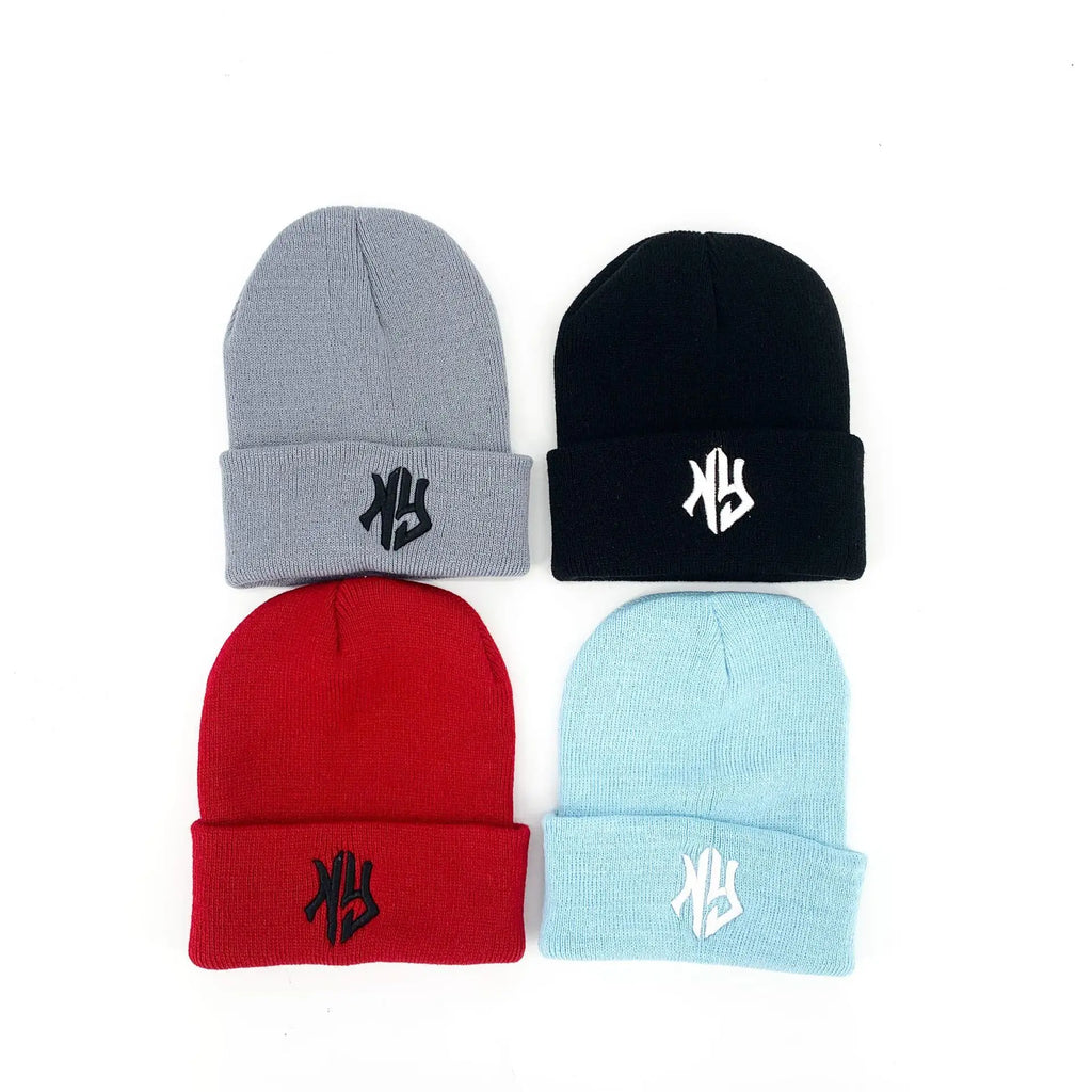 •	Bonnet Tricoté Unisexe – Chaud & Confortable pour l’Hiver
	•	Bonnet d’Hiver à Revers – Style Urbain Ski & Ville
	•	Bonnet Chaud Unisexe – Mode Streetwear & Sport d’Hiver