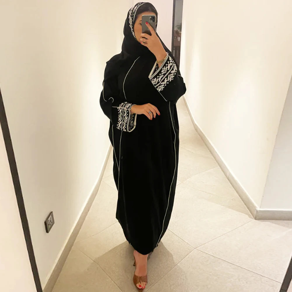 Abaya Hijab Brodée Classique - Robe Kimono Manches Longues Femme Musulmane