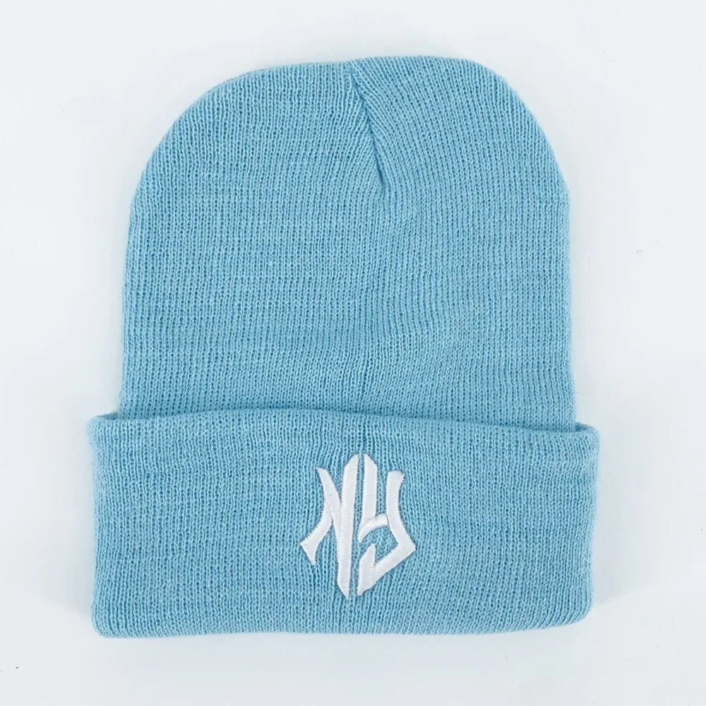 •	Bonnet Tricoté Unisexe – Chaud & Confortable pour l’Hiver
	•	Bonnet d’Hiver à Revers – Style Urbain Ski & Ville
	•	Bonnet Chaud Unisexe – Mode Streetwear & Sport d’Hiver