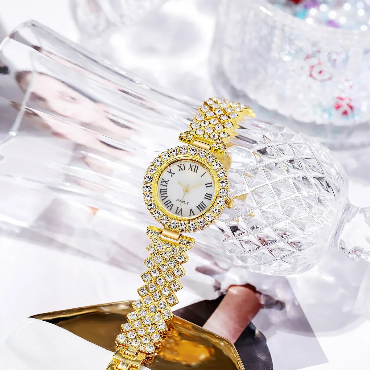 Set de 6 Montres Femme Strass Luxe - Bracelets Dorés Élégants