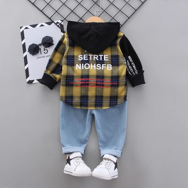 Ensemble Garçon 2 Pièces – Chemise à Carreaux + Jean Décontracté – Mode Automne/Printemps (4-6 ans)