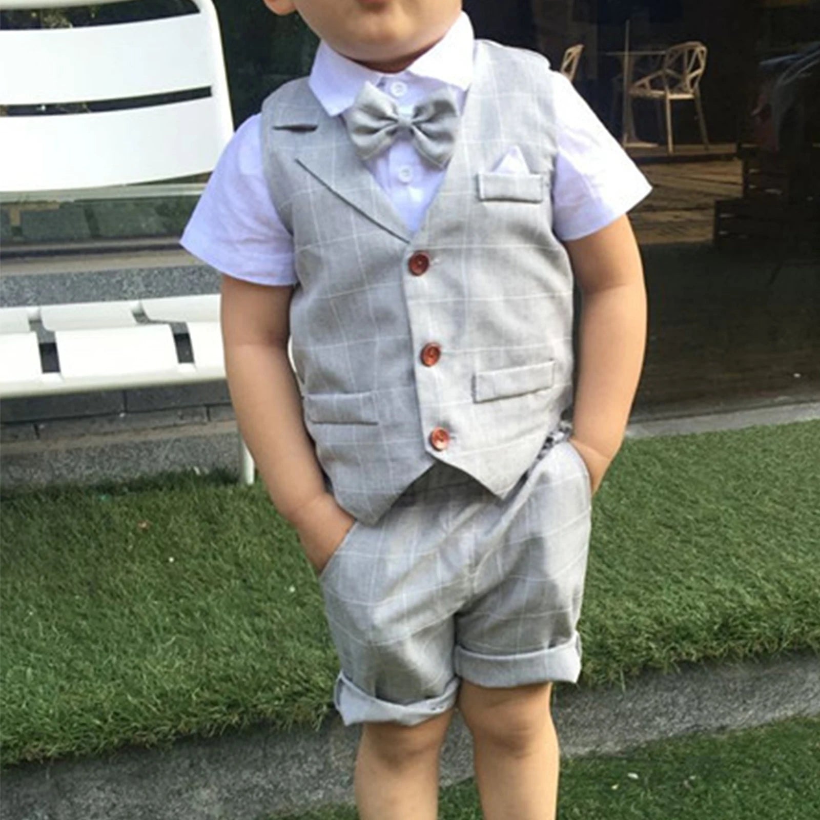 Costume Garçon Élégant – Ensemble 4 pièces (Chemise, Gilet, Short & Noeud Papillon) | Tenue Cérémonie & Mariage (7-13 ans)