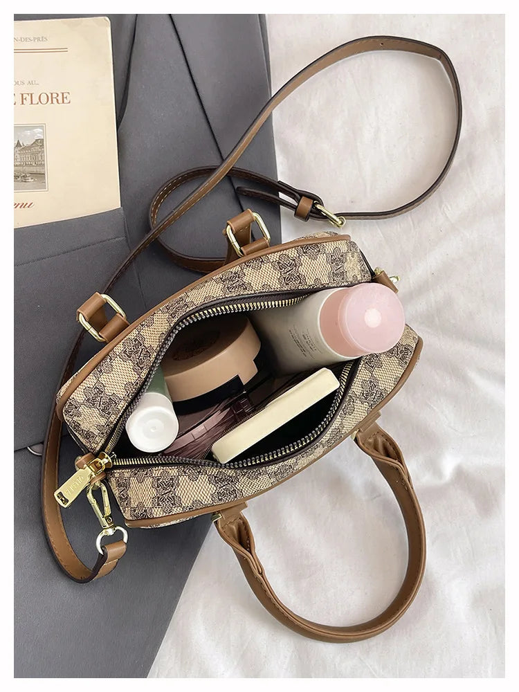 Sac Boston Femme Cuir PU Vintage Monogramme - Bandoulière Crossbody Luxe Designer