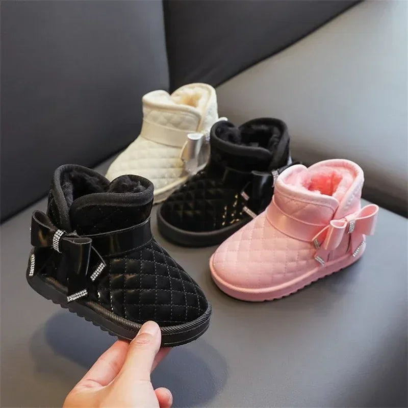 Bottes d’Hiver Chaudes pour Filles – Antidérapantes & Confortables (4-6 ans)