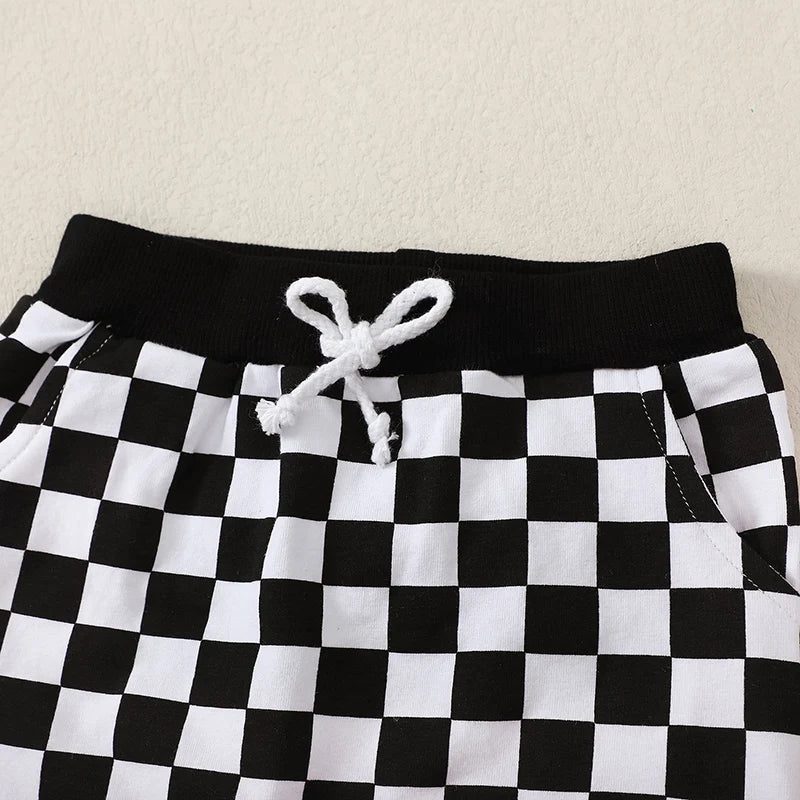 Ensemble Anniversaire Bébé Garçon – T-shirt “Fast One” + Short à Carreaux (0-12 mois)
